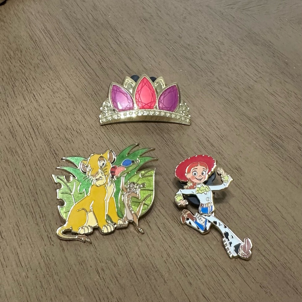 Disney Pink & Purple Jewel Tiara with Simba and Jessie Enamel Pins